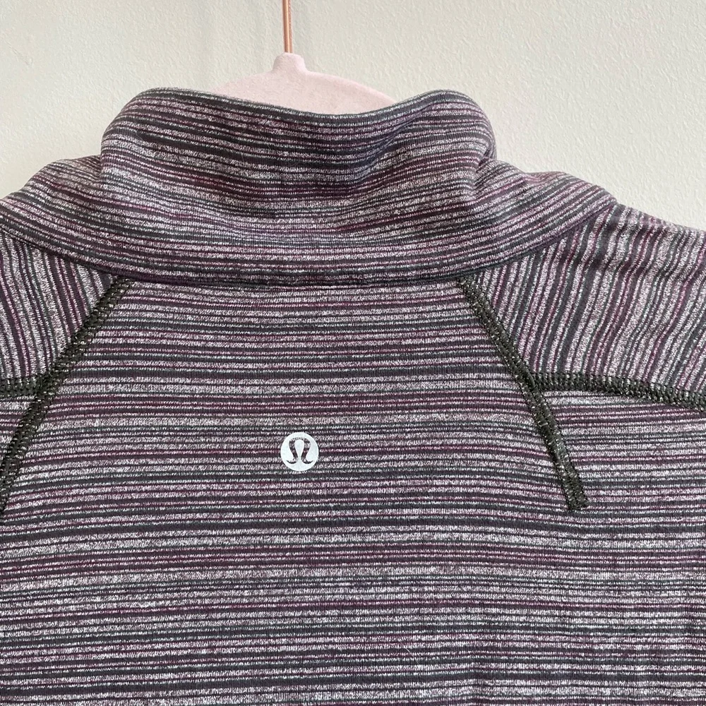 Lululemon Athletica Surge Warm 1/2 Zip Polar Night Stripe